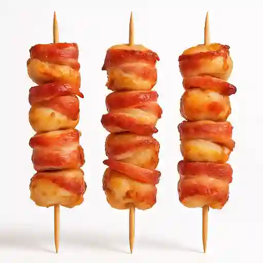 Chuzos de pollo con tocineta o de cerdo