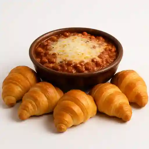 Boloñesa rustica con queso parmesano