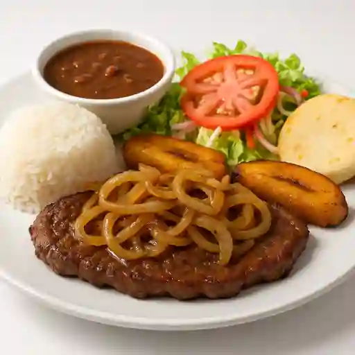 Filete de res encebollado