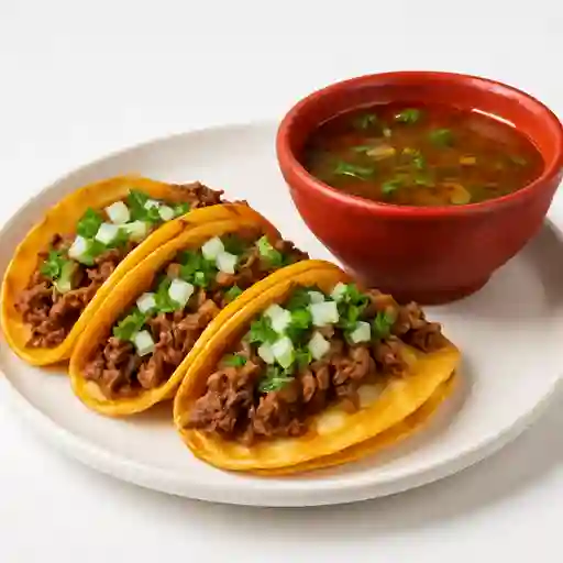 3 Tacos y Caldo