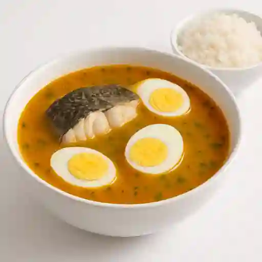 Caldo de Pescado y Huevos y Arroz