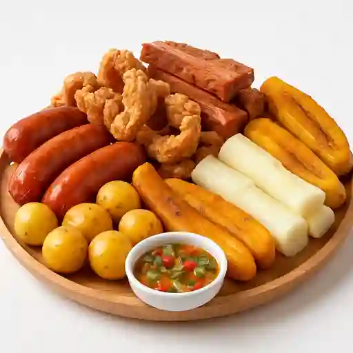 Picada Mix con Chicharrón 4 Personas