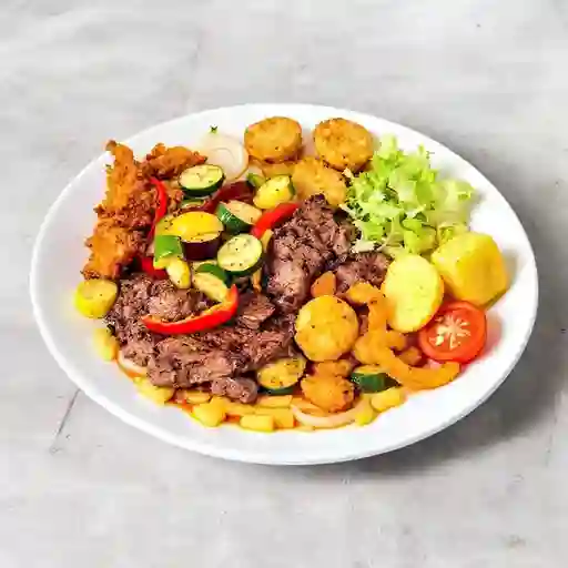 Parrillada Mixta 2 Carnes con Vegetales Salteados