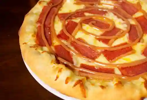 Pizza Arequipe y Bocadillo
