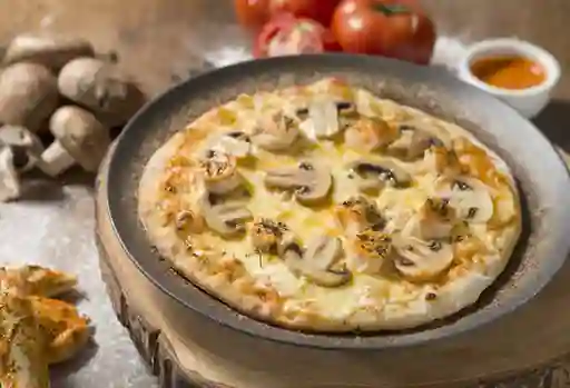 Porción de Pizza Pollo y Champiñón