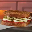 Sandwich Mozzarella Pesto