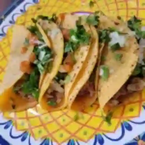 Tacos En Tortilla De Maiz