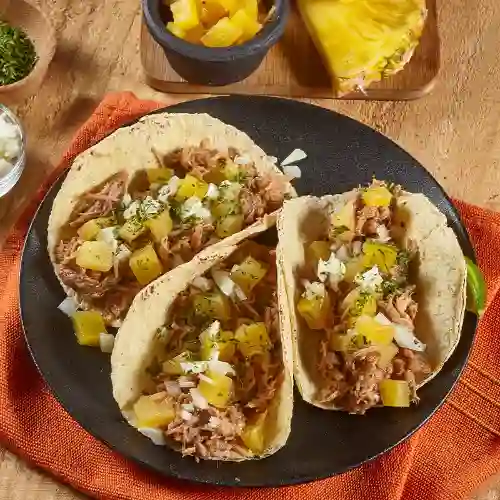 Tacos De Cerdo Y Piña