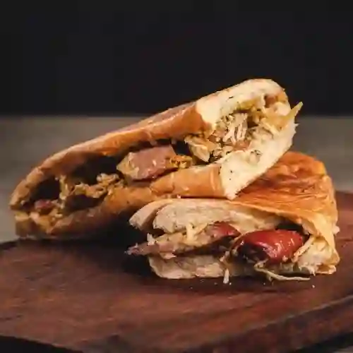 Sándwich Buti Y Chorizo