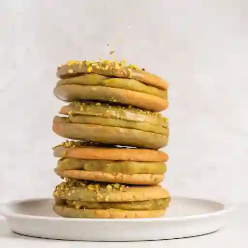 Pistachio Cookie Sandwich