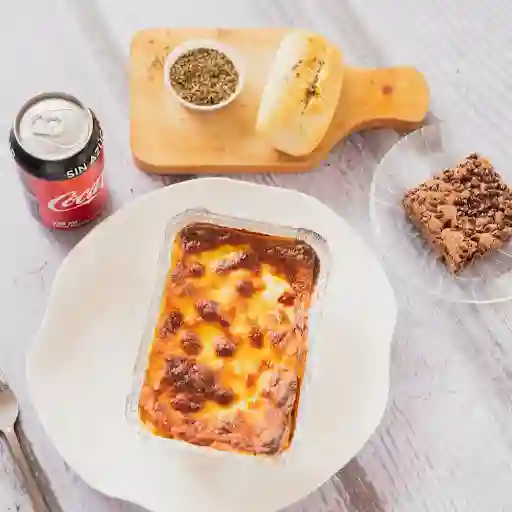 Turbo Combo Lasagna, Bebida & Brownie