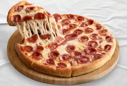 Pizza Mediana Pepperoni.