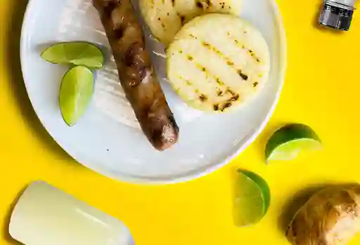 Chorizo Con Arepa
