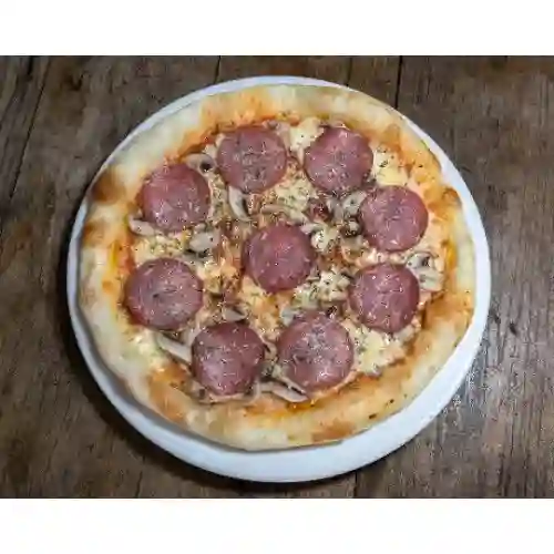 Pizza Salame Al Pepe Mediana