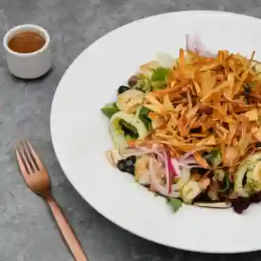 Ensalada Mediterránea Calamares
