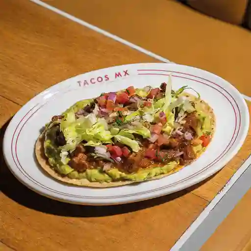 Huarache De Bondiola De Cerdo Guisado