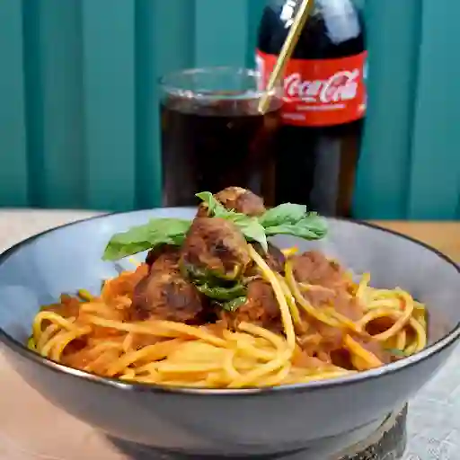 Combo Pasta Espaguetti Con Albondigas