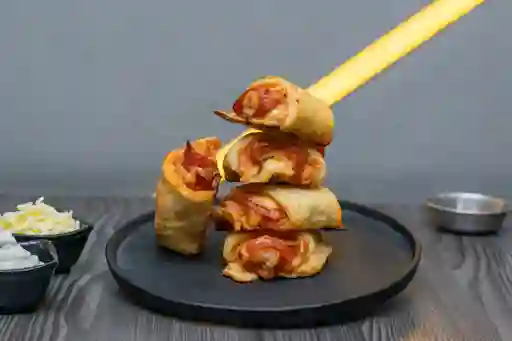 Rolls De Pepperoni