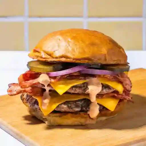 Mega Bacon Cheeseburger