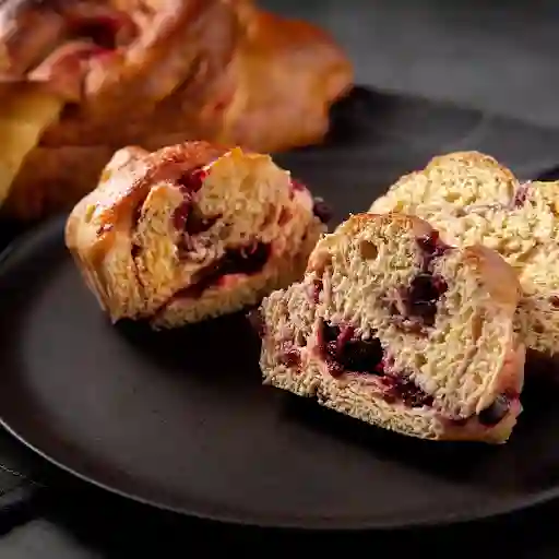 Pan Babka Frutos Rojos Tamaño Personal