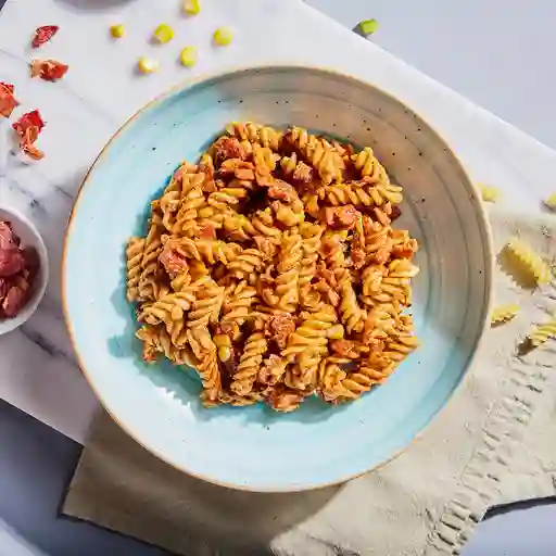 Fusilli Tocineta Salsa Pimentones Asados