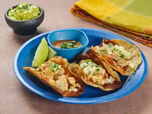 Trio De Taco De Pollo A La Parrilla