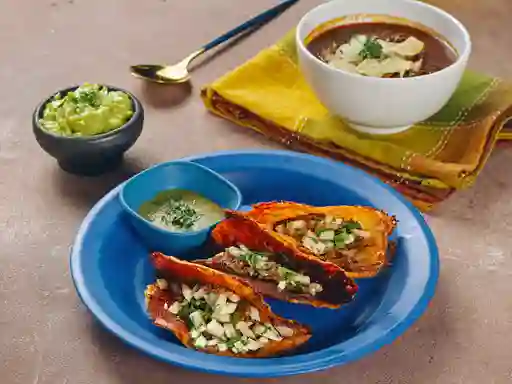 Trio De Taco De Birria