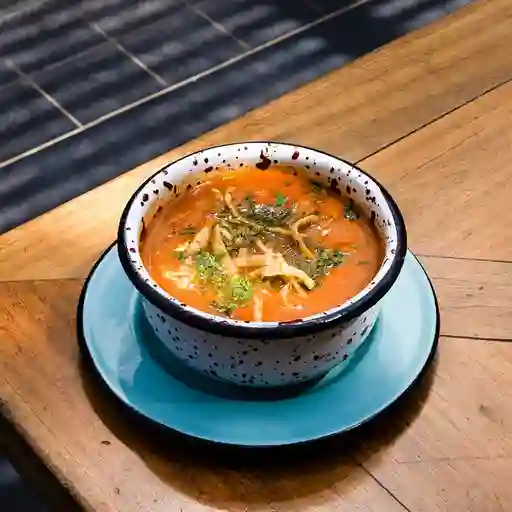 Mini Sopa De Tortilla Con Pollo