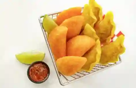 Empanadas Tipicas X 6