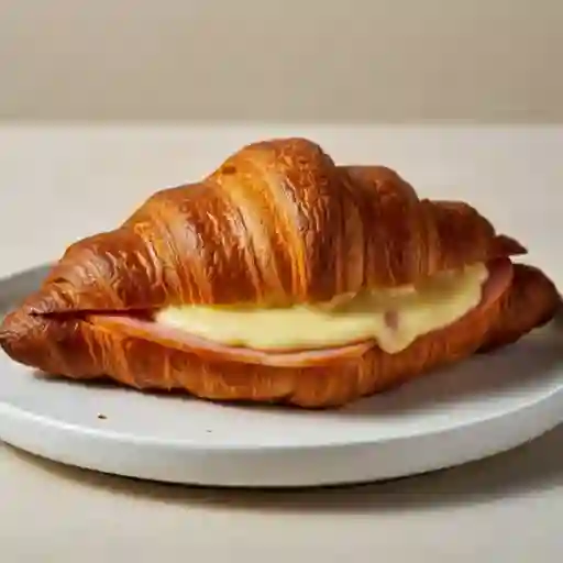 Croissant De Jamón Y Queso