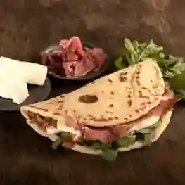 Piadina Prosciutto E Philadelphia