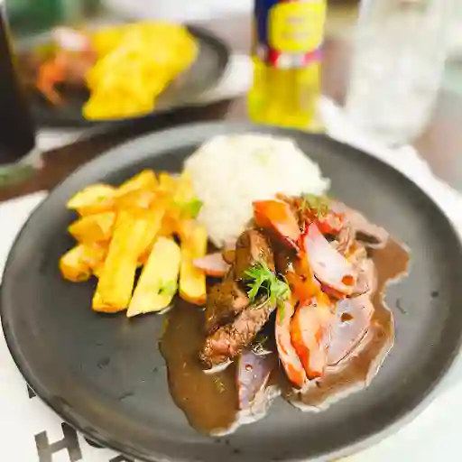 Lomo Saltado