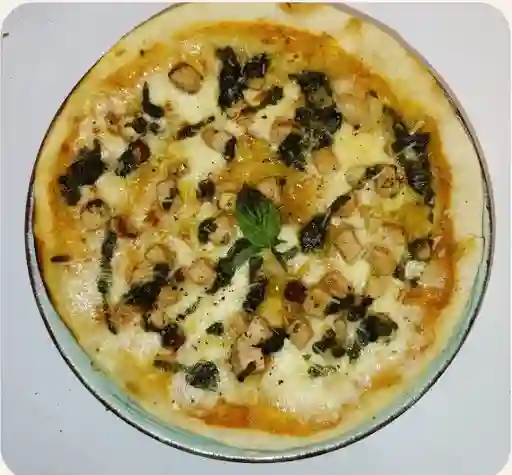 Pizza Pollo Pesto