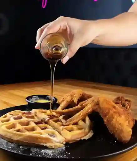 Waffles Con Pollo