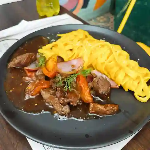 Lomo Saltado Salsa Huancaína