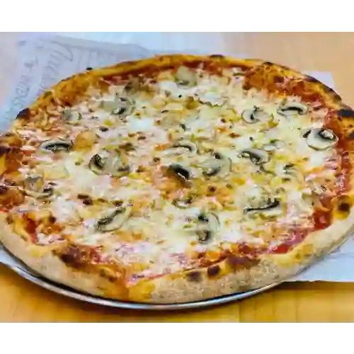 Pizza Pollo Y Champiñón
