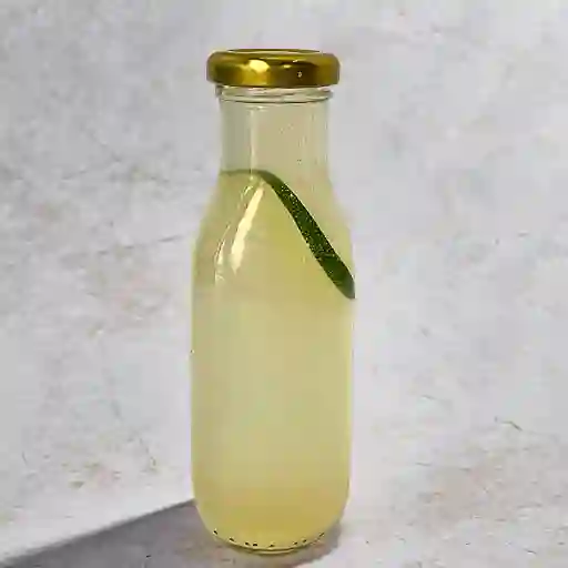 Soda De Limón Y Jengibre