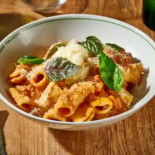 Rigatoni Pomodoro