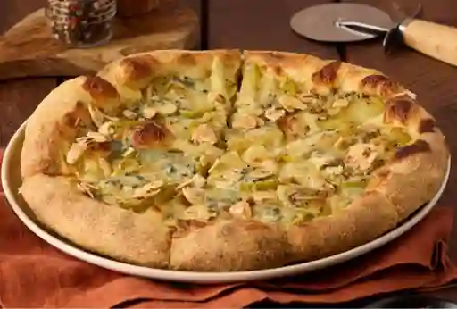 Mediana Con Trufa Manzana Y Tres Quesos