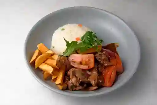 Lomo Saltado Tradicional