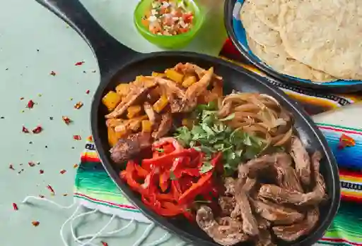 Fajitas Carne Asada Y Pollo Pastor