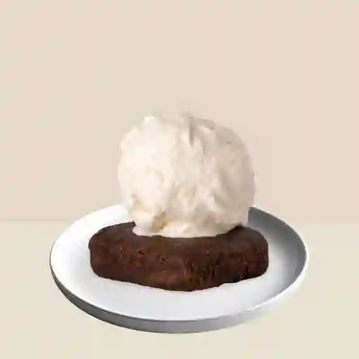 Brownie Con Helado De Yogurt