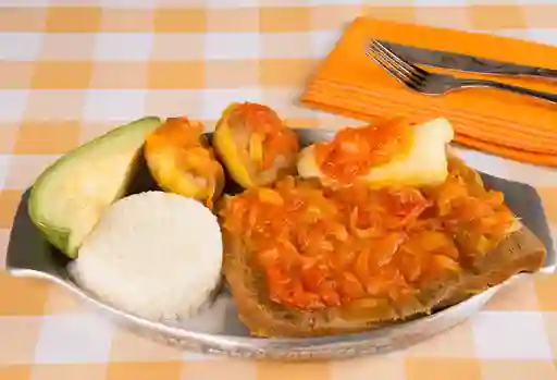 Sobrebarriga En Salsa Criolla