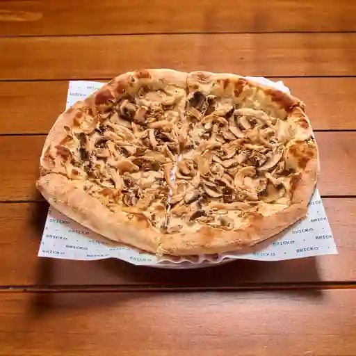 Pizza Pollo Y Champiñones