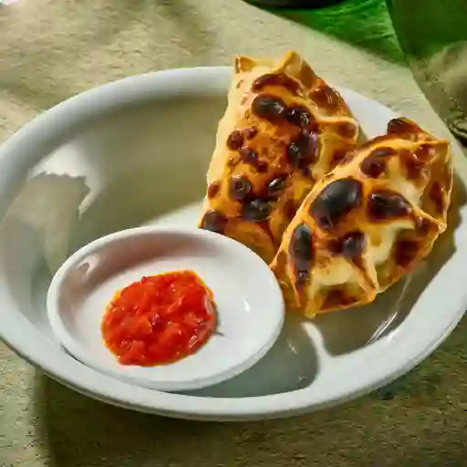 Empanada De Salumi