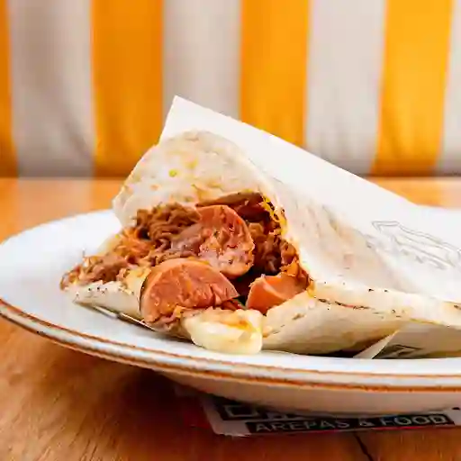 Arepa Con Carne