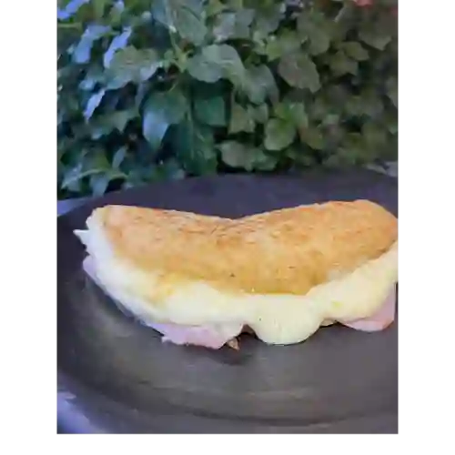 Cachapa De Jamon Y Queso