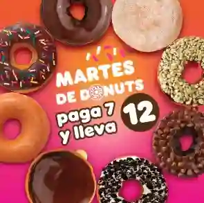 Martes De Donuts.