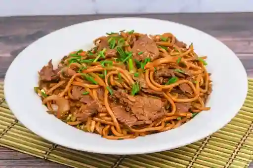 Medio Lo Mein de Lomito