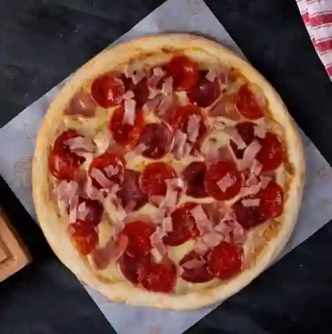 Pizza Carnívora